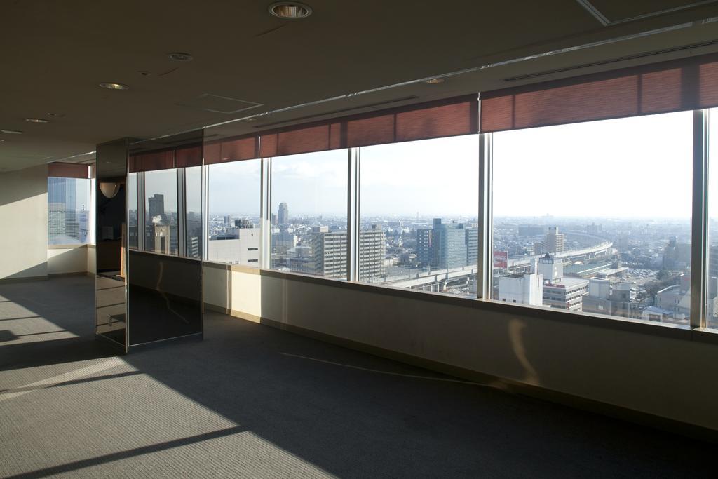 Toyama Excel Hotel Tokyu Esterno foto