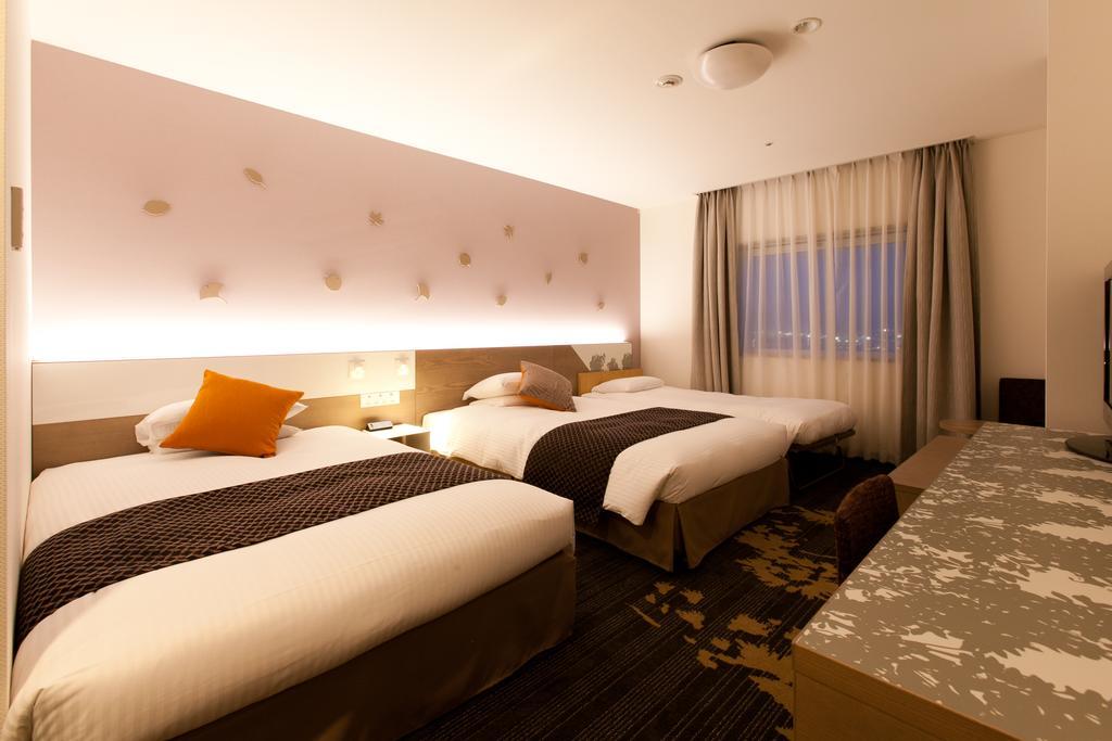 Toyama Excel Hotel Tokyu Esterno foto